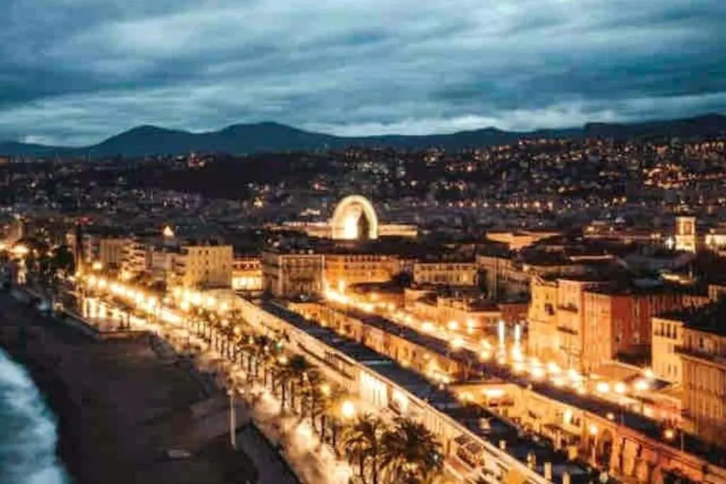 Centre Ville-Superbe Appartement De 50 M2 - Cosy Avec Terrasse -Wifi Nice France