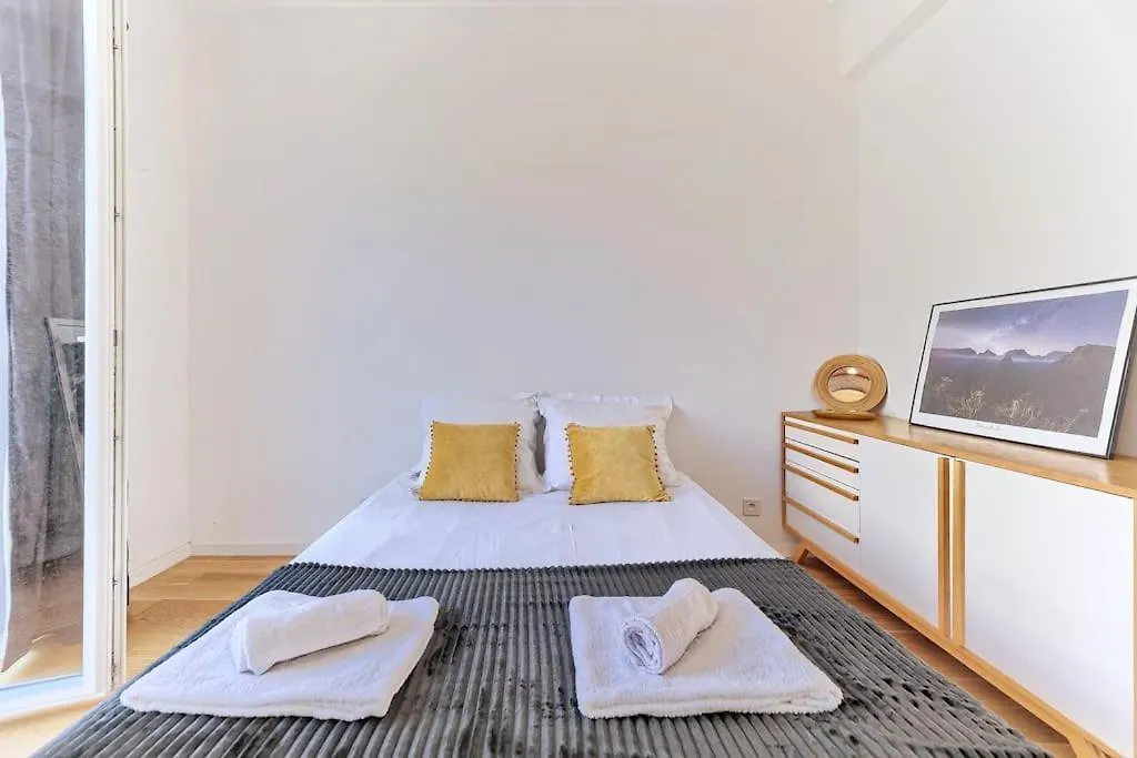 Centre Ville-Superbe Appartement De 50 M2 - Cosy Avec Terrasse -Wifi Nice Apartment